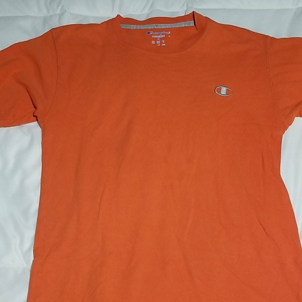 Champion t shirt
